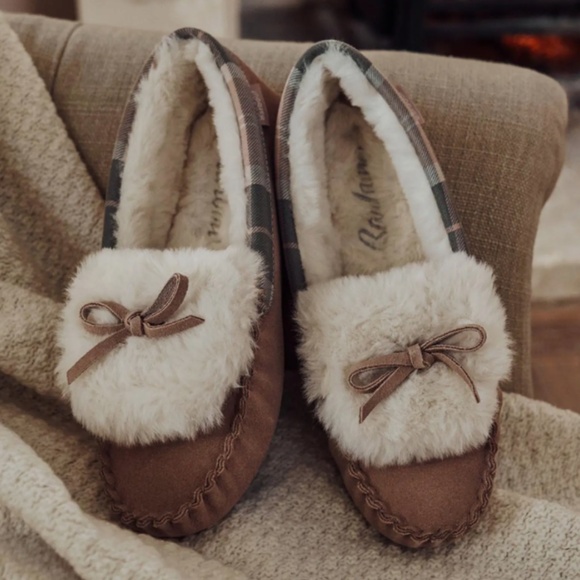 BARBOUR Darcie Faux Shearling Moccasin in Tan Suede - Size 8 - Picture 1 of 10